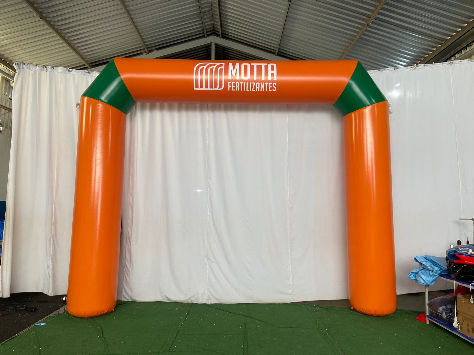 portais-inflaveis-personalizado-com-logotipo-para-eventos