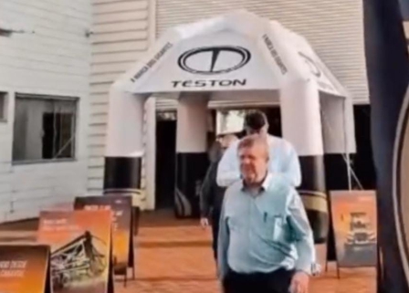 Estruturas promocionais personalizadas para o agronegócio